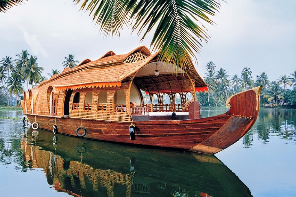 3 Bedroom Houseboats